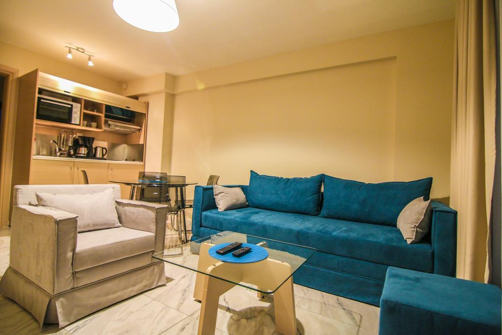 Ofrynio Deluxe Apartments Ofrínion エクステリア 写真